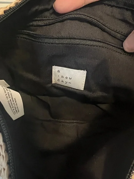 a new day Natural and Black Woven Shoulder Bag - Picture 5 of 9